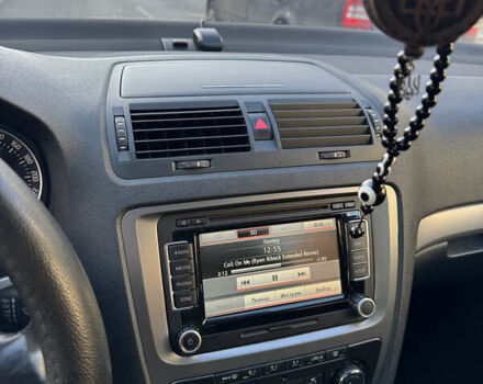 Серый Шкода Октавия, объемом двигателя 1.6 л и пробегом 268 тыс. км за 7300 $, фото 11 на Automoto.ua