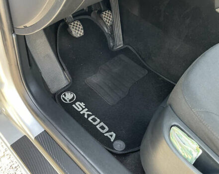 Серый Шкода Октавия, объемом двигателя 1.6 л и пробегом 295 тыс. км за 6800 $, фото 42 на Automoto.ua