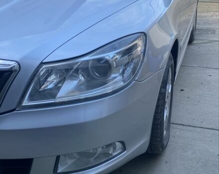 Серый Шкода Октавия, объемом двигателя 1.6 л и пробегом 220 тыс. км за 8100 $, фото 1 на Automoto.ua