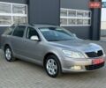 Серый Шкода Октавия, объемом двигателя 1.2 л и пробегом 237 тыс. км за 6777 $, фото 2 на Automoto.ua