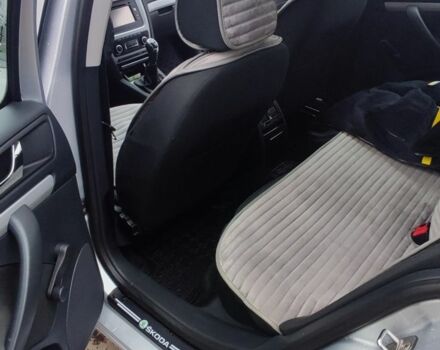 Серый Шкода Октавия, объемом двигателя 1.6 л и пробегом 242 тыс. км за 7800 $, фото 3 на Automoto.ua