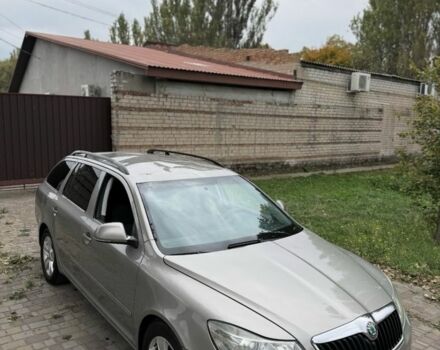 Серый Шкода Октавия, объемом двигателя 1.6 л и пробегом 250 тыс. км за 4400 $, фото 9 на Automoto.ua