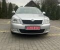 Сірий Шкода Октавія, об'ємом двигуна 2 л та пробігом 184 тис. км за 11300 $, фото 1 на Automoto.ua