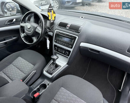 Серый Шкода Октавия, объемом двигателя 1.6 л и пробегом 196 тыс. км за 9850 $, фото 20 на Automoto.ua