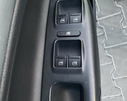 Серый Шкода Октавия, объемом двигателя 2 л и пробегом 218 тыс. км за 9900 $, фото 42 на Automoto.ua