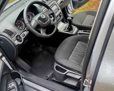 Сірий Шкода Октавія, об'ємом двигуна 1.8 л та пробігом 234 тис. км за 6650 $, фото 9 на Automoto.ua