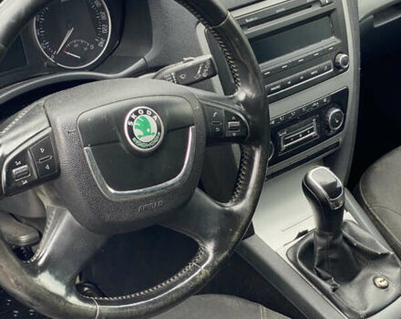 Серый Шкода Октавия, объемом двигателя 1.6 л и пробегом 340 тыс. км за 6700 $, фото 4 на Automoto.ua