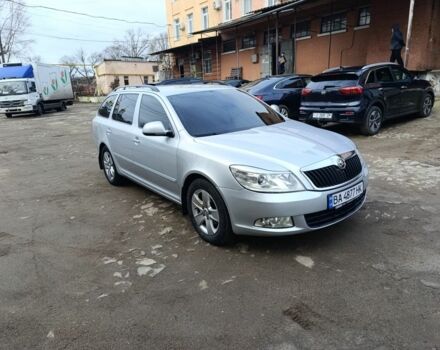 Серый Шкода Октавия, объемом двигателя 1.6 л и пробегом 257 тыс. км за 8000 $, фото 1 на Automoto.ua
