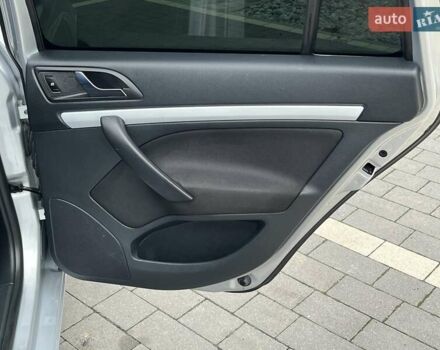 Серый Шкода Октавия, объемом двигателя 1.99 л и пробегом 234 тыс. км за 9800 $, фото 49 на Automoto.ua