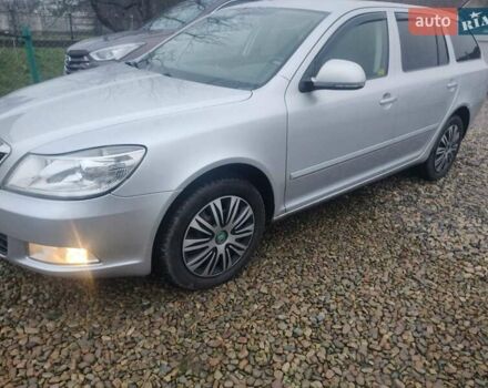 Серый Шкода Октавия, объемом двигателя 1.6 л и пробегом 237 тыс. км за 7300 $, фото 2 на Automoto.ua