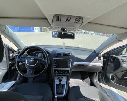Шкода Октавия 2011 в Тернополе на Automoto.ua Серый Шкода Октавия, объемом двигателя 1.4 л и пробегом 224 тыс. км за 9000 $, фото 6 на Automoto.ua