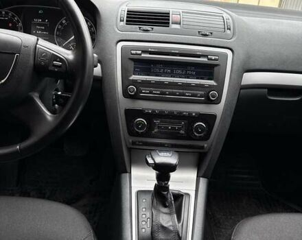 Серый Шкода Октавия, объемом двигателя 1.97 л и пробегом 277 тыс. км за 8900 $, фото 3 на Automoto.ua