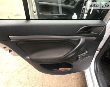 Шкода Октавія 2011 у Чернівцях на Automoto.ua Сірий Шкода Октавія, об'ємом двигуна 1.6 л та пробігом 301 тис. км за 4900 $, фото 11 на Automoto.ua