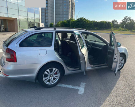 Серый Шкода Октавия, объемом двигателя 1.6 л и пробегом 295 тыс. км за 6800 $, фото 10 на Automoto.ua