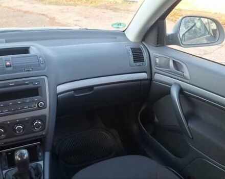 Сірий Шкода Октавія, об'ємом двигуна 0 л та пробігом 225 тис. км за 6600 $, фото 10 на Automoto.ua