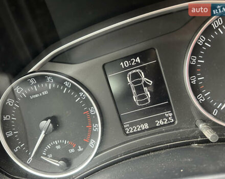 Серый Шкода Октавия, объемом двигателя 1.6 л и пробегом 222 тыс. км за 8000 $, фото 2 на Automoto.ua