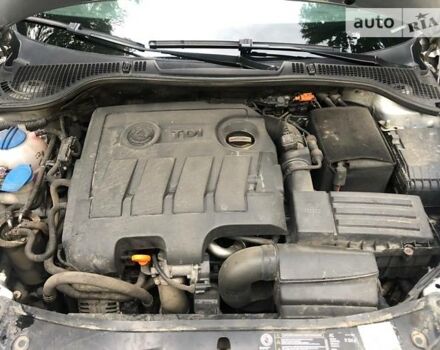 Шкода Октавія 2011 у Чернівцях на Automoto.ua Сірий Шкода Октавія, об'ємом двигуна 1.6 л та пробігом 301 тис. км за 4900 $, фото 24 на Automoto.ua