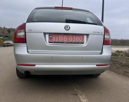 Серый Шкода Октавия, объемом двигателя 1.6 л и пробегом 252 тыс. км за 8950 $, фото 5 на Automoto.ua