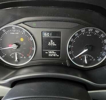Сірий Шкода Октавія, об'ємом двигуна 1.8 л та пробігом 320 тис. км за 6800 $, фото 1 на Automoto.ua