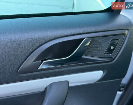 Серый Шкода Октавия, объемом двигателя 0 л и пробегом 147 тыс. км за 8499 $, фото 130 на Automoto.ua