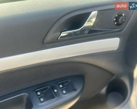 Серый Шкода Октавия, объемом двигателя 1.99 л и пробегом 257 тыс. км за 10600 $, фото 8 на Automoto.ua