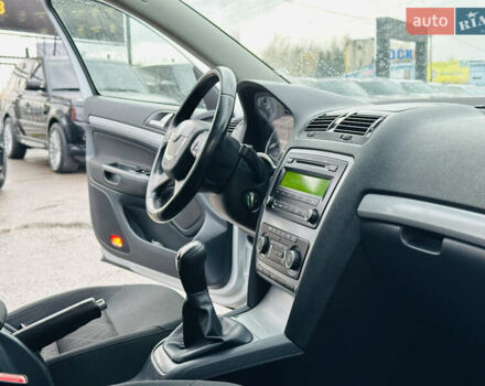 Сірий Шкода Октавія, об'ємом двигуна 1.39 л та пробігом 201 тис. км за 8200 $, фото 24 на Automoto.ua