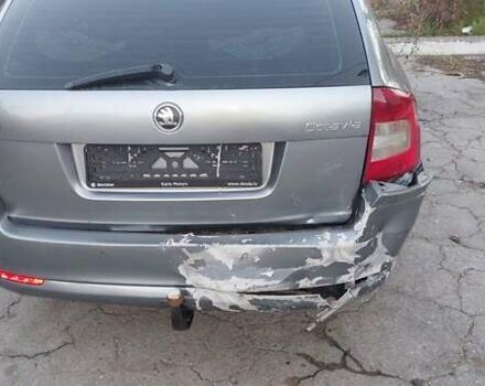 Серый Шкода Октавия, объемом двигателя 1.6 л и пробегом 350 тыс. км за 4200 $, фото 3 на Automoto.ua