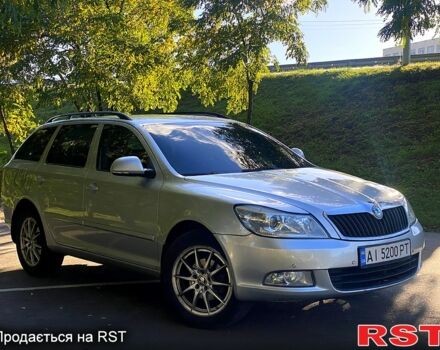Серый Шкода Октавия, объемом двигателя 2 л и пробегом 369 тыс. км за 7900 $, фото 1 на Automoto.ua