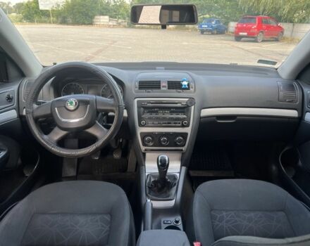 Сірий Шкода Октавія, об'ємом двигуна 2 л та пробігом 280 тис. км за 8000 $, фото 14 на Automoto.ua