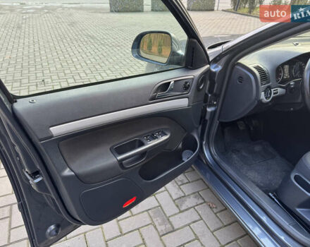 Сірий Шкода Октавія, об'ємом двигуна 1.4 л та пробігом 212 тис. км за 6999 $, фото 15 на Automoto.ua