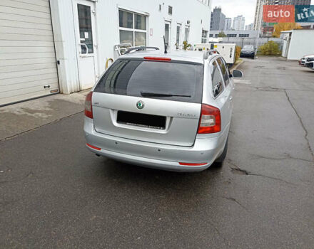 Шкода Октавия 2012 в Киеве на Automoto.ua Серый Шкода Октавия, объемом двигателя 1.6 л и пробегом 283 тыс. км за 7700 $, фото 1 на Automoto.ua