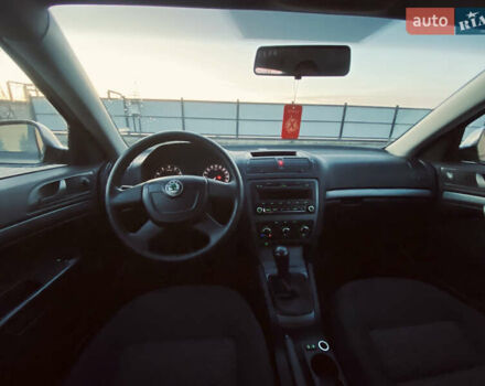 Сірий Шкода Октавія, об'ємом двигуна 1.6 л та пробігом 180 тис. км за 7300 $, фото 35 на Automoto.ua