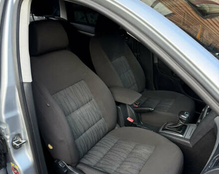 Сірий Шкода Октавія, об'ємом двигуна 1.97 л та пробігом 381 тис. км за 8000 $, фото 12 на Automoto.ua