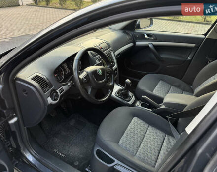 Сірий Шкода Октавія, об'ємом двигуна 1.4 л та пробігом 212 тис. км за 6999 $, фото 16 на Automoto.ua