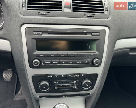 Серый Шкода Октавия, объемом двигателя 1.6 л и пробегом 213 тыс. км за 8750 $, фото 17 на Automoto.ua