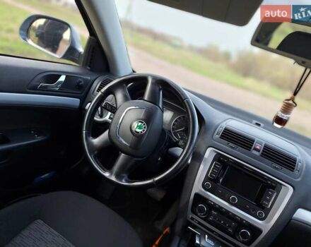 Серый Шкода Октавия, объемом двигателя 1.6 л и пробегом 260 тыс. км за 9300 $, фото 1 на Automoto.ua