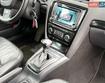 Сірий Шкода Октавія, об'ємом двигуна 1.97 л та пробігом 260 тис. км за 11000 $, фото 26 на Automoto.ua