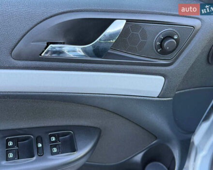 Сірий Шкода Октавія, об'ємом двигуна 0 л та пробігом 147 тис. км за 8499 $, фото 126 на Automoto.ua