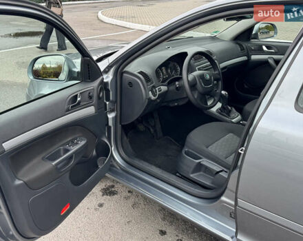 Серый Шкода Октавия, объемом двигателя 1.6 л и пробегом 213 тыс. км за 8750 $, фото 8 на Automoto.ua