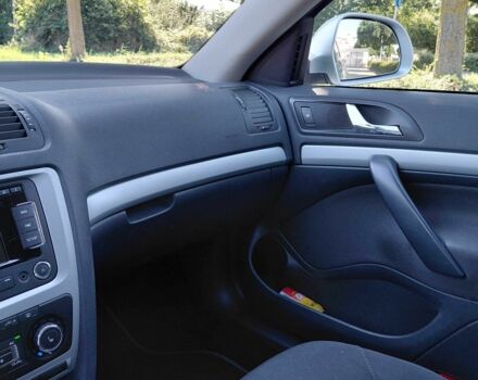 Серый Шкода Октавия, объемом двигателя 0 л и пробегом 261 тыс. км за 11200 $, фото 9 на Automoto.ua