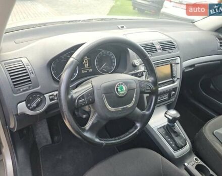 Сірий Шкода Октавія, об'ємом двигуна 1.2 л та пробігом 197 тис. км за 6750 $, фото 31 на Automoto.ua