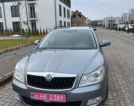 Серый Шкода Октавия, объемом двигателя 1.4 л и пробегом 201 тыс. км за 8000 $, фото 2 на Automoto.ua