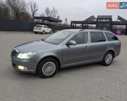 Серый Шкода Октавия, объемом двигателя 0 л и пробегом 245 тыс. км за 7400 $, фото 2 на Automoto.ua