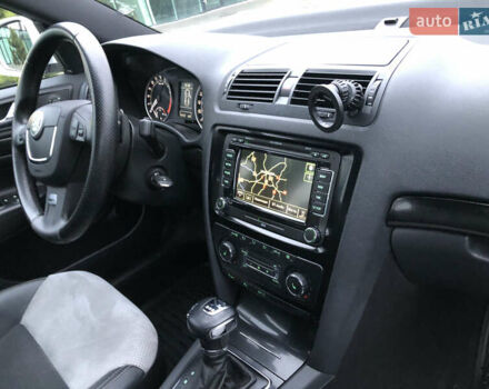 Серый Шкода Октавия, объемом двигателя 1.97 л и пробегом 282 тыс. км за 11700 $, фото 80 на Automoto.ua