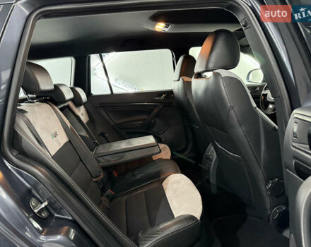 Сірий Шкода Октавія, об'ємом двигуна 2 л та пробігом 270 тис. км за 12000 $, фото 53 на Automoto.ua