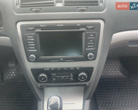 Серый Шкода Октавия, объемом двигателя 1.6 л и пробегом 290 тыс. км за 9600 $, фото 13 на Automoto.ua