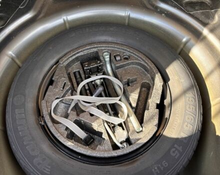 Шкода Октавия 2012 в Ужгороде на Automoto.ua Серый Шкода Октавия, объемом двигателя 1.6 л и пробегом 286 тыс. км за 8350 $, фото 9 на Automoto.ua