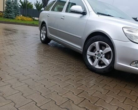 Серый Шкода Октавия, объемом двигателя 2 л и пробегом 265 тыс. км за 7500 $, фото 2 на Automoto.ua