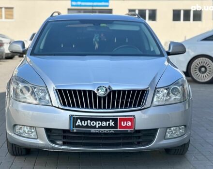 Серый Шкода Октавия, объемом двигателя 1.6 л и пробегом 227 тыс. км за 8980 $, фото 1 на Automoto.ua