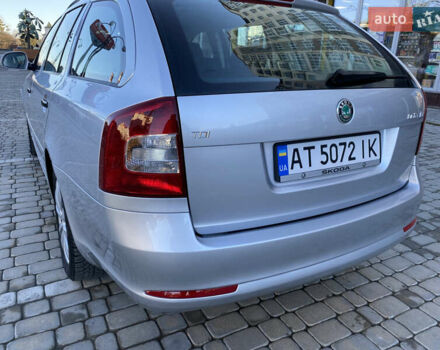 Серый Шкода Октавия, объемом двигателя 1.6 л и пробегом 225 тыс. км за 7999 $, фото 12 на Automoto.ua